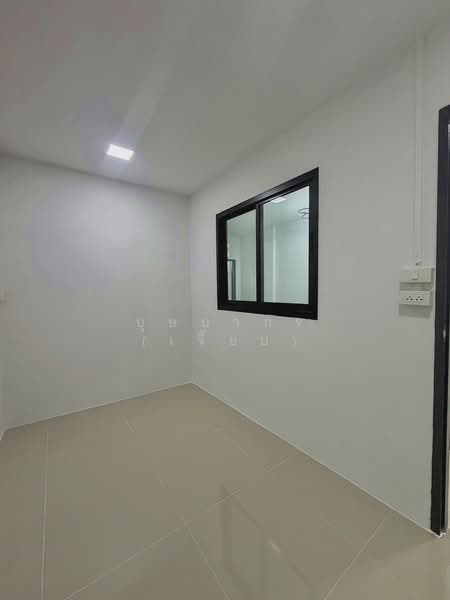 บ้านสวย ใจกลางเมืองนนทบุรี 3 ห้องนอน หมู่บ้านเรวดี 3 ซอยเรวดี 57 ใกล้กระทรวงสาธารณะสุข, นนทบุรี, ติวานนท์, ตลาดขวัญ, เมืองนนทบุรี, นนทบุรี, 120 ตร.ม., ทาวน์เฮ้าส์ ขาย, โดย บุษบากร (เจี๊ยบ), 500261643 - DDproperty.com