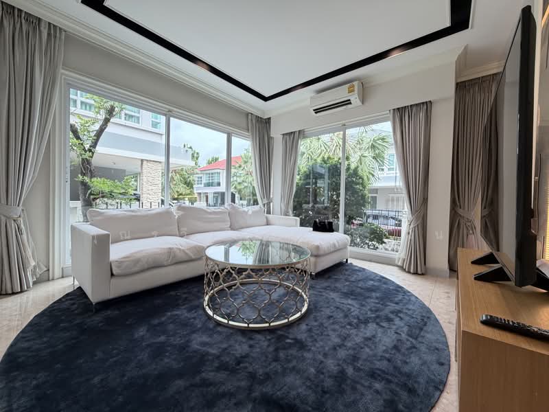 Grand Bangkok Boulevard Krungthepkritha : แกรนด์ บางกอก บูเลอวาร์ด กรุงเทพกรีฑา, กรุงเทพ, ถนน ศรีนครินทร์-ร่มเกล้า, คลองสามประเวศ, ลาดกระบัง, กรุงเทพ, 335 ตร.ม., บ้านเดี่ยว ให้เช่า, โดย คุณรวีวรรณ อู่เงิน, 500261661 - DDproperty.com