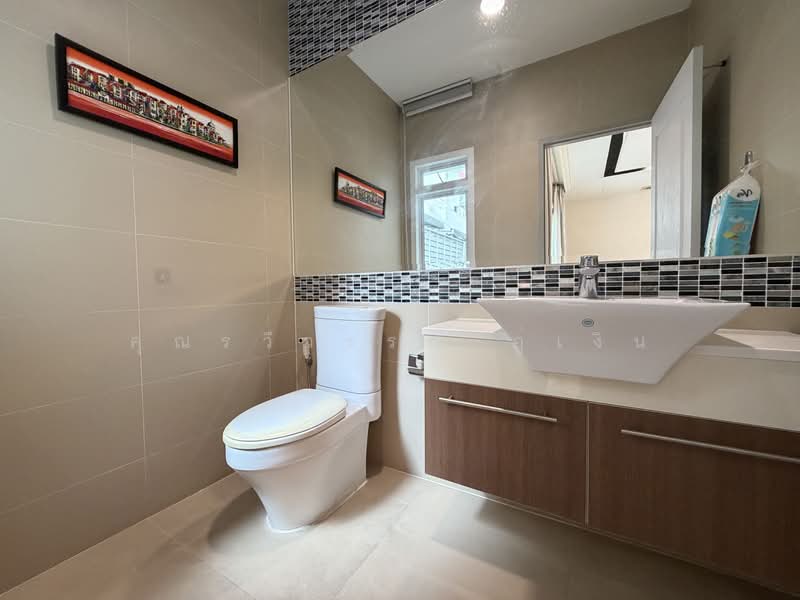 Grand Bangkok Boulevard Krungthepkritha, Bangkok, Srinakarin-Romklao Road, Khlong Sam Prawet, Lat Krabang, Bangkok, 4 Bedrooms, 335 sqm, Single Detached House For Rent, by คุณรวีวรรณ อู่เงิน, 500261661 - DDproperty.com