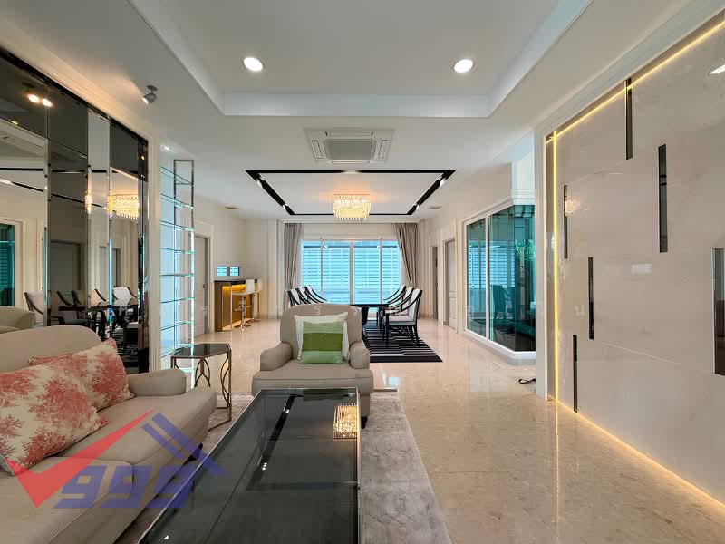 ให้เช่า - Grand Bangkok Boulevard Krungthepkritha : แกรนด์ บางกอก บูเลอวาร์ด กรุงเทพกรีฑา, กรุงเทพ