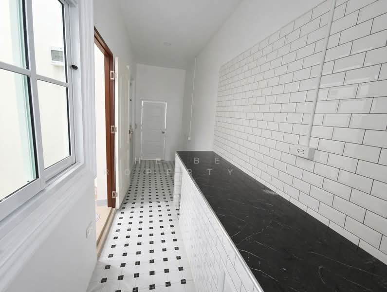 หมู่บ้านเดอะเทมส์ วิลเลจ (The Thames village), Prachin Buri, Tha Tum, Sri Maha Pho, Prachin Buri, 3 Bedrooms, 120 sqm, Semi-Detached House (Twin House) For Sale, by The Best Property นก, 500261662 - DDproperty.com