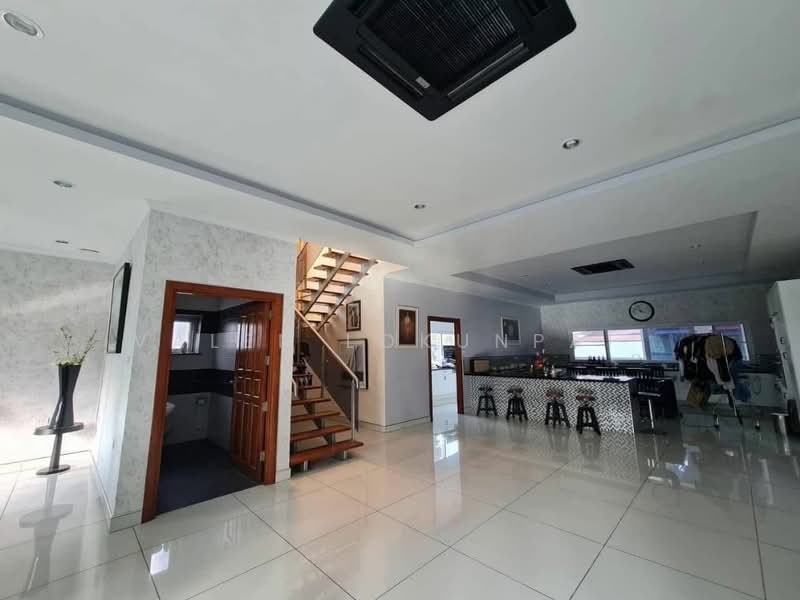 บ้าน 4-ห้องนอน, ชลบุรี, โป่ง, บางละมุง, ชลบุรี, 250 ตร.ม., บ้านเดี่ยว ขาย, โดย Valen Lokunpai , 500261667 - DDproperty.com