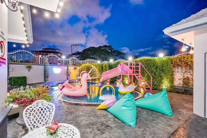 undefined, Chon Buri (Pattaya), Nong Pru, Bang Lamung (Pattaya), Chon Buri (Pattaya), 4 Bedrooms, 325 sqm, Single Detached House For Rent, by Jirapat Chuangsawadsak, 500261683 - DDproperty.com