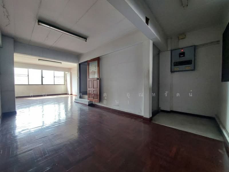 อาคารพาณิชย์ 4.5 ชั้น 24 ตร.ว. อาคารพาณิชย์ ใกล้ BTS สถานีทิพวัล ซอยหมอเสนอ ถนนเทพารักษ์, สมุทรปราการ, ถนนเทพารักษ์, สำโรงเหนือ, เมืองสมุทรปราการ, สมุทรปราการ, 180 ตร.ม., ตึกแถว-อาคารพาณิชย์ ขาย, โดย คุณ ภควัต อุณหรัตน์ (อ้น), 500261687 - DDproperty.com