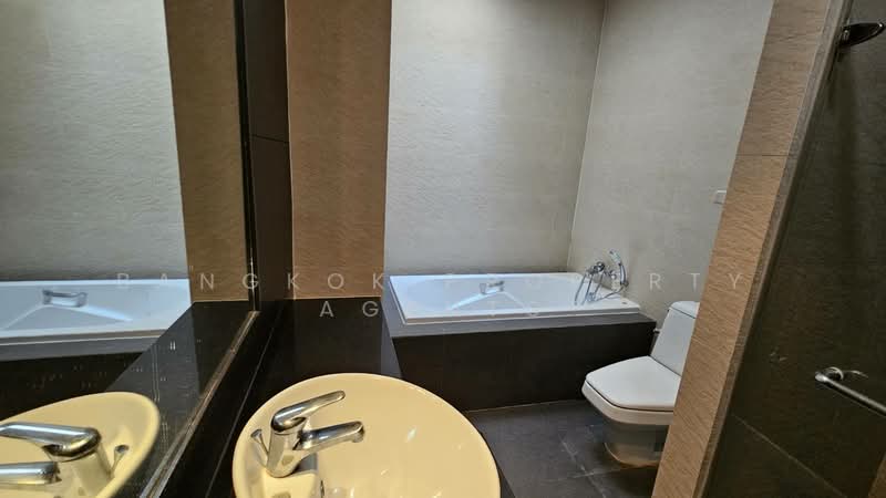 Grand Mercure Bangkok Asoke Residence, Bangkok, 50 5 Soi Sukhumvit 19, Khlong Tan Nua, Watthana, Bangkok, 4 Bedrooms, 440 sqm, Condo For Rent, by BANGKOK PROPERTY AGENTS, 500261703 - DDproperty.com