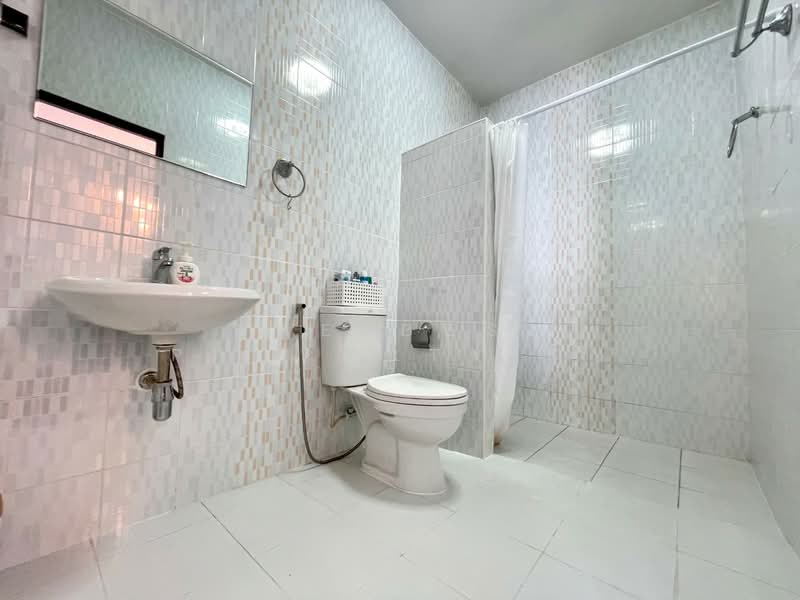 เจนศิริ ศรีราชา, Chon Buri (Pattaya), Surasak, Si Racha, Chon Buri (Pattaya), 3 Bedrooms, 137 sqm, Townhouse For Sale, by The Best Property นุ้ย, 500261707 - DDproperty.com