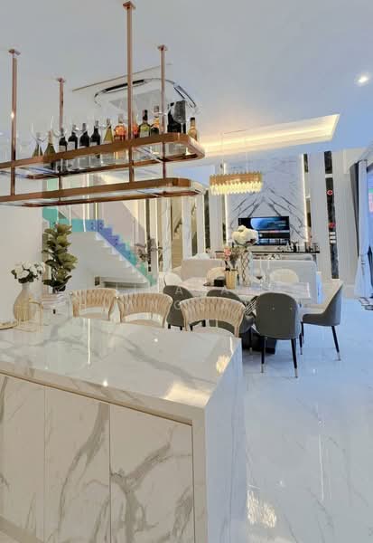4-BR Villa, Chon Buri (Pattaya), Nong Pru, Bang Lamung (Pattaya), Chon Buri (Pattaya), 4 Bedrooms, 450 sqm, Villa For Rent, by Jirapat Chuangsawadsak, 500261745 - DDproperty.com