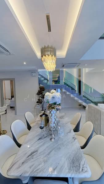 4-BR Villa, Chon Buri (Pattaya), Nong Pru, Bang Lamung (Pattaya), Chon Buri (Pattaya), 4 Bedrooms, 450 sqm, Villa For Rent, by Jirapat Chuangsawadsak, 500261745 - DDproperty.com