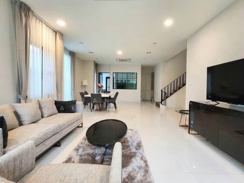undefined, Bangkok, Praborommaharatchawang, Phra Nakhon, Bangkok, 4 Bedrooms, 302 sqm, Single Detached House For Rent, by Tanapat Sakonsontised, 500261749 - DDproperty.com
