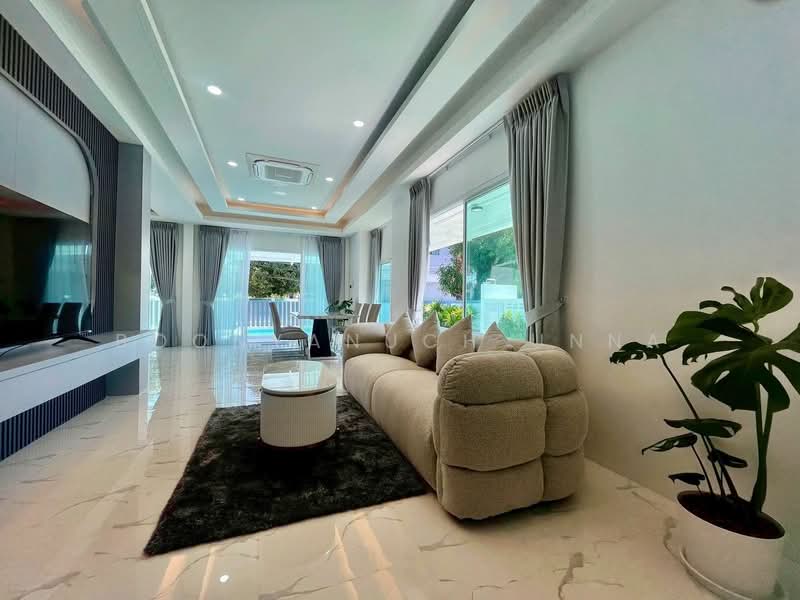 undefined, Chon Buri (Pattaya), Poong, Bang Lamung (Pattaya), Chon Buri (Pattaya), 3 Bedrooms, 250 sqm, Single Detached House For Sale, by Boonyanuch Unna, 500261782 - DDproperty.com