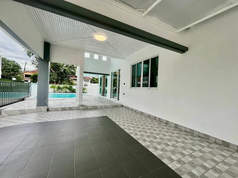 undefined, Chon Buri (Pattaya), Poong, Bang Lamung (Pattaya), Chon Buri (Pattaya), 3 Bedrooms, 250 sqm, Single Detached House For Sale, by Boonyanuch Unna, 500261782 - DDproperty.com