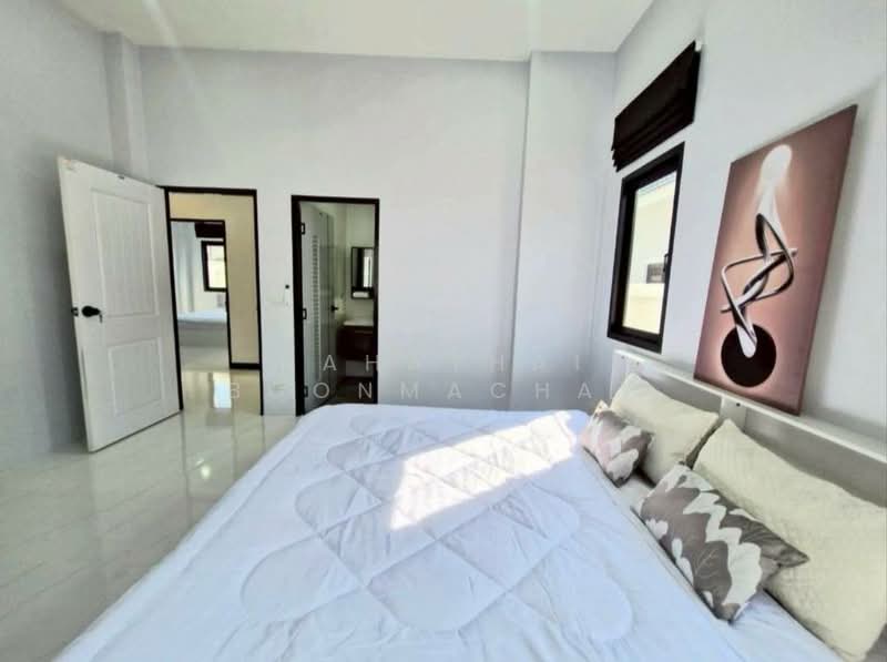 ซอยทุ่งกลม-ตาลหมัน25 พัทยา, Chon Buri (Pattaya), Nong Pru, Bang Lamung (Pattaya), Chon Buri (Pattaya), 3 Bedrooms, 228 sqm, Single Detached House For Sale, by Nahathai Boonmachay, 500261791 - DDproperty.com