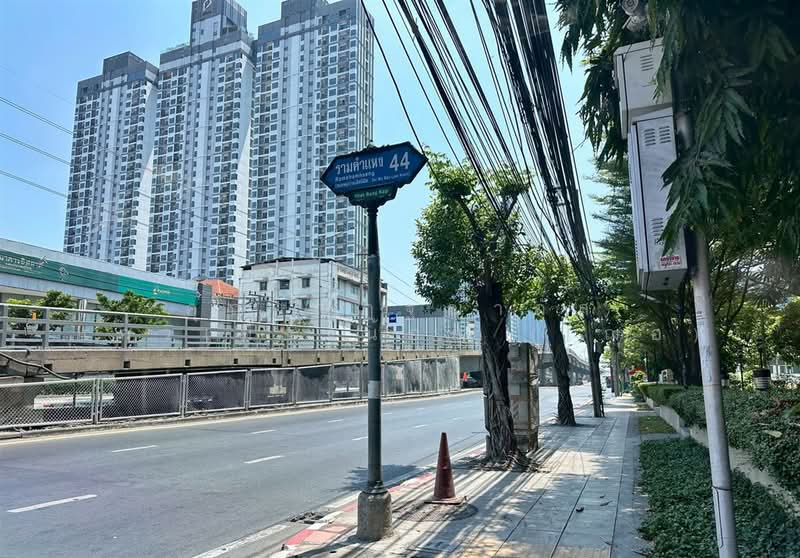 Lumpini Ville รามคำแหง 44 (ลุมพินี วิลล์ รามคำแหง 44), กรุงเทพ, - ถนนรามคำแหง แขวงหัวหมาก เขตบางกะปิ กรุงเทพมหานคร, หัวหมาก, บางกะปิ, กรุงเทพ, 40 ตร.ม., คอนโด ขาย, โดย คุณ ณัฏฐฌาภัส แก้วเมืองน้อย (เฌอ), 500261825 - DDproperty.com
