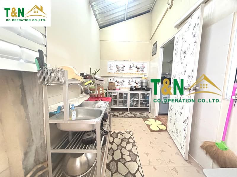 ทาวน์เฮ้าส์ หมู่บ้านซื่อตรง สายไหม 1 หทัยราษฎร์ 98, Pathum Thani, Lat Sawai, Lam Luk Ka, Pathum Thani, 3 Bedrooms, 120 sqm, Townhouse For Sale, by MANANYA PHATHONG, 500261828 - DDproperty.com