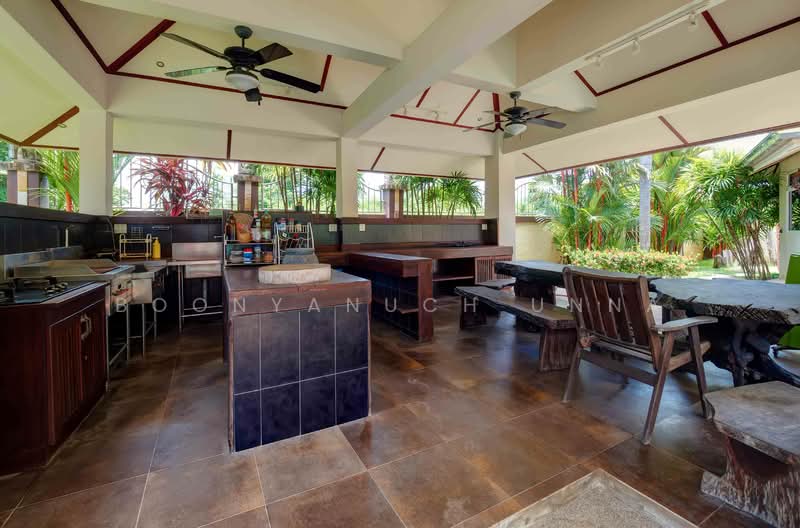 undefined, Chon Buri (Pattaya), Bang Sa-re, Sattahip, Chon Buri (Pattaya), 10+ Bedrooms, 1,103 sqm, Villa For Sale, by Boonyanuch Unna, 500261833 - DDproperty.com