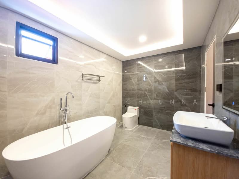5-BR House, Chon Buri (Pattaya), Nong Pru, Bang Lamung (Pattaya), Chon Buri (Pattaya), 5 Bedrooms, 495 sqm, Single Detached House For Sale, by Boonyanuch Unna, 500261846 - DDproperty.com