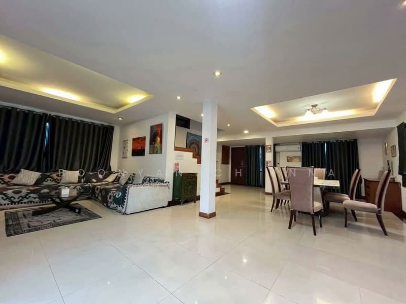 undefined, Chon Buri (Pattaya), Nong Pru, Bang Lamung (Pattaya), Chon Buri (Pattaya), 3 Bedrooms, 195 sqm, Single Detached House For Sale, by Boonyanuch Unna, 500261852 - DDproperty.com