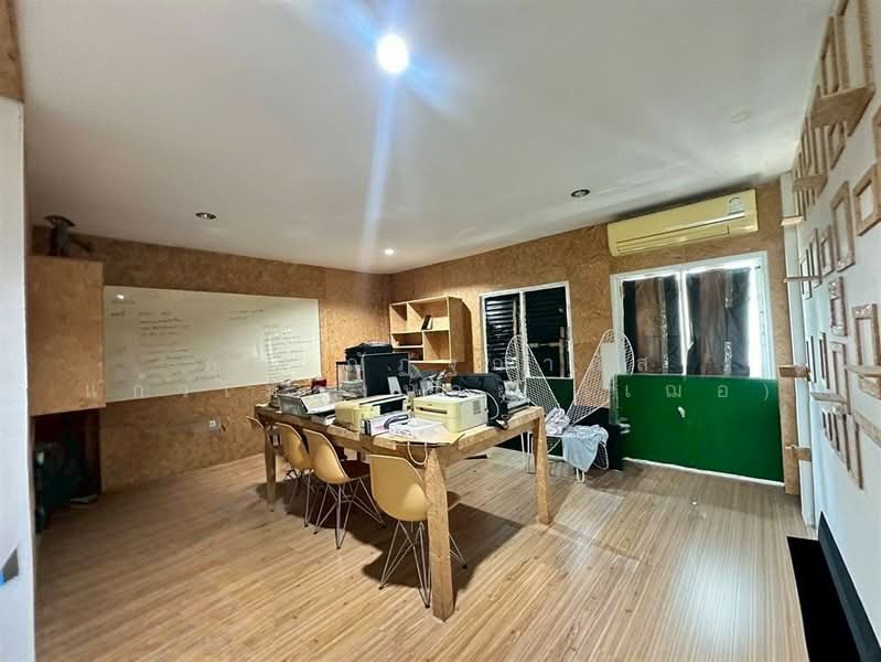 ทาวน์โฮม 3 ชั้น 23.5 ตร.ว. ทาวน์โฮม ซอยรามอินทรา45/1 ถนนรามอินทรา, กรุงเทพ, ถนนรามอินทรา, ท่าแร้ง, บางเขน, กรุงเทพ, 150 ตร.ม., ทาวน์เฮ้าส์ ขาย, โดย คุณ ณัฏฐฌาภัส แก้วเมืองน้อย (เฌอ), 500261856 - DDproperty.com