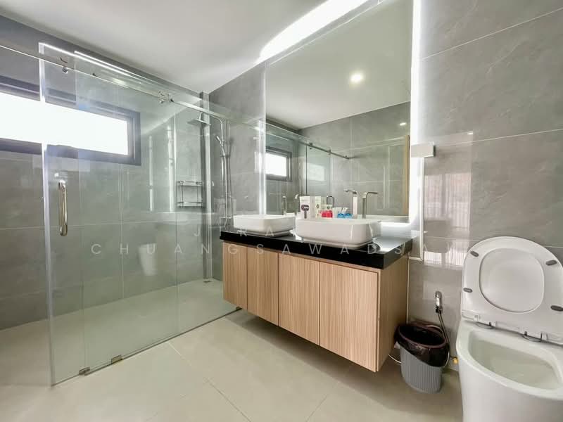 undefined, Chon Buri (Pattaya), Nong Pru, Bang Lamung (Pattaya), Chon Buri (Pattaya), 5 Bedrooms, 434 sqm, Single Detached House For Rent, by Jirapat Chuangsawadsak, 500261889 - DDproperty.com
