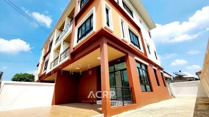 ขายทาวน์โฮม 3 ชั้น หลังมุม นวมินทร์ 70 บ้านใหม่ หลังใหญ่ ใกล้ถนนใหญ่ประเสริฐมนูกิจ, กรุงเทพ, คลองกุ่ม, บึงกุ่ม, กรุงเทพ, 195 ตร.ม., ทาวน์เฮ้าส์ ขาย, โดย Acute Realty Partner Co.,Ltd., 500261897 - DDproperty.com