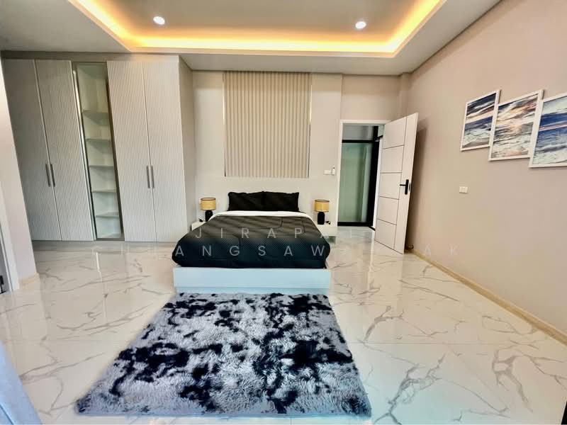 4-BR House, Chon Buri (Pattaya), Poong, Bang Lamung (Pattaya), Chon Buri (Pattaya), 4 Bedrooms, 382 sqm, Single Detached House For Rent, by Jirapat Chuangsawadsak, 500261908 - DDproperty.com
