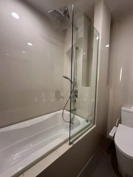 Oka Haus Sukhumvit 36, Bangkok, 3399 Rama 4 Road, Khong Tan, Khlong Toei, Bangkok, 1 Bedroom, 35 sqm, Condo For Rent, by Connex Property, 500261909 - DDproperty.com