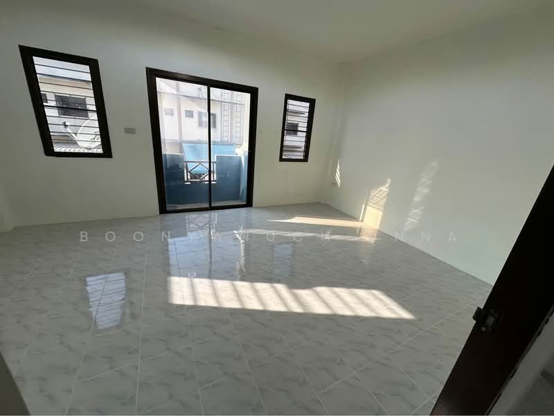 undefined, Chon Buri (Pattaya), Samed, Muang Chon Buri, Chon Buri (Pattaya), 3 Bedrooms, 150 sqm, Townhouse For Sale, by Boonyanuch Unna, 500261914 - DDproperty.com
