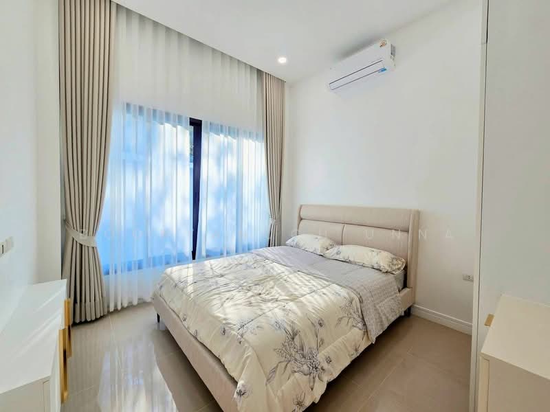3-BR Villa, Chon Buri (Pattaya), Poong, Bang Lamung (Pattaya), Chon Buri (Pattaya), 3 Bedrooms, 236 sqm, Villa For Sale, by Boonyanuch Unna, 500261945 - DDproperty.com