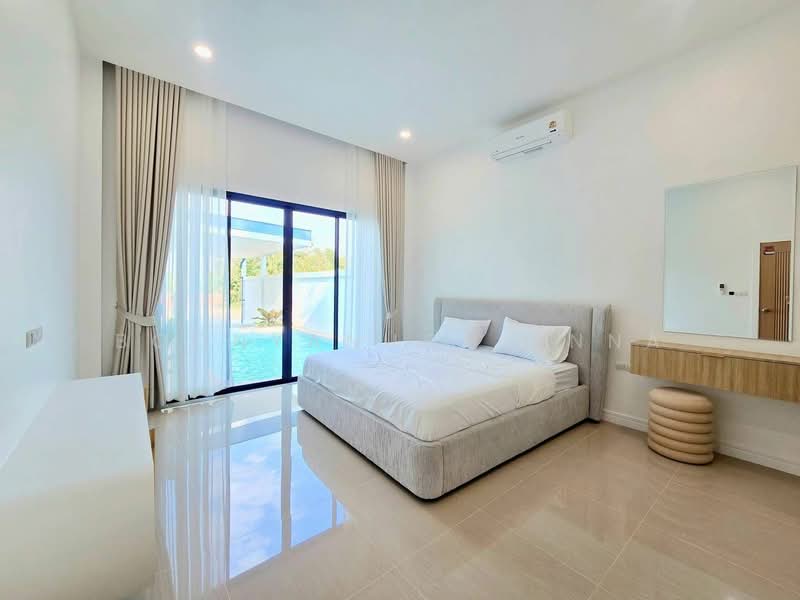 3-BR Villa, Chon Buri (Pattaya), Poong, Bang Lamung (Pattaya), Chon Buri (Pattaya), 3 Bedrooms, 236 sqm, Villa For Sale, by Boonyanuch Unna, 500261945 - DDproperty.com
