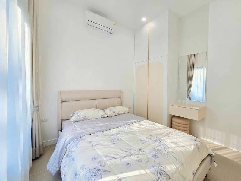3-BR Villa, Chon Buri (Pattaya), Poong, Bang Lamung (Pattaya), Chon Buri (Pattaya), 3 Bedrooms, 236 sqm, Villa For Sale, by Boonyanuch Unna, 500261945 - DDproperty.com