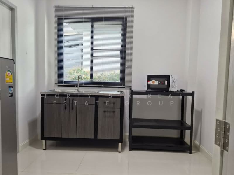 ให้เช่า บ้านเดี่ยว หมู่บ้านภุมิชนก พุทธมณฑลสาย 4 - 5 ทำเลดี, นครปฐม, พุทธมณฑลสาย4-5, กระทุ่มล้ม, สามพราน, นครปฐม, 170 ตร.ม., บ้านเดี่ยว ให้เช่า, โดย Forty-Six Real Estate Group, 500261951 - DDproperty.com