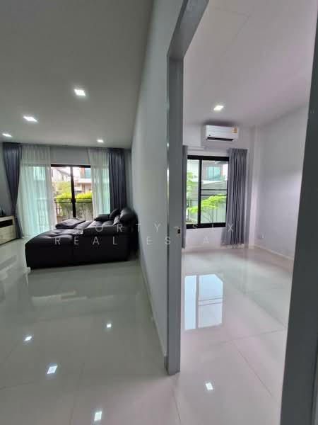 ให้เช่า บ้านเดี่ยว หมู่บ้านภุมิชนก พุทธมณฑลสาย 4 - 5 ทำเลดี, นครปฐม, พุทธมณฑลสาย4-5, กระทุ่มล้ม, สามพราน, นครปฐม, 170 ตร.ม., บ้านเดี่ยว ให้เช่า, โดย Forty-Six Real Estate Group, 500261951 - DDproperty.com