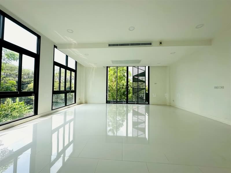 ขาย - โครงการเอมเบลซอน บางนา-ตราด 30 ( Emblazon Bangna-Trad 30 ), กรุงเทพ