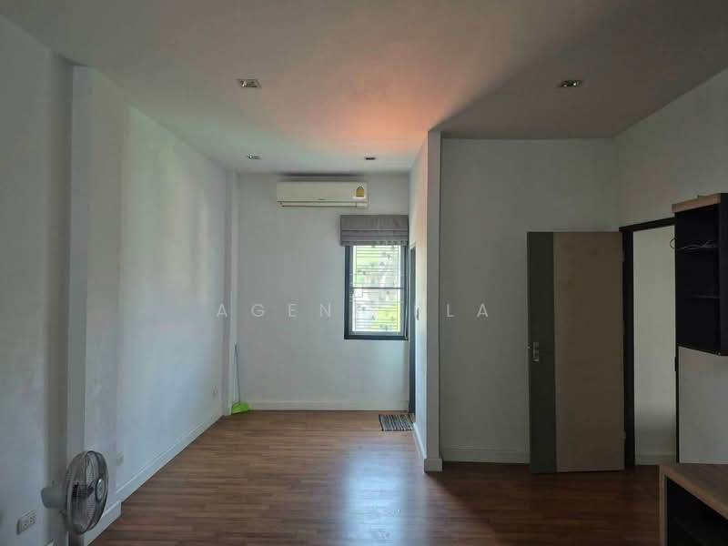 Cozy @ Ladprao 41 : โคซี่ @ ลาดพร้าว 41, กรุงเทพ, 99-17 ซอย ลาดพร้าว 41 แยก 6-7, จันทรเกษม, จตุจักร, กรุงเทพ, 190 ตร.ม., ทาวน์เฮ้าส์ ให้เช่า, โดย Agent Pla, 500261978 - DDproperty.com
