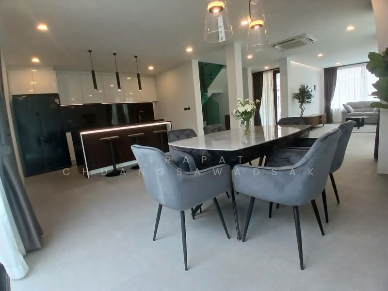 The Sanctuary Wongamat, Chon Buri (Pattaya), Soi Pattaya - Naklua 12, Na Kloe, Bang Lamung (Pattaya), Chon Buri (Pattaya), 3 Bedrooms, 220 sqm, Condo For Rent, by Jirapat Chuangsawadsak, 500261983 - DDproperty.com