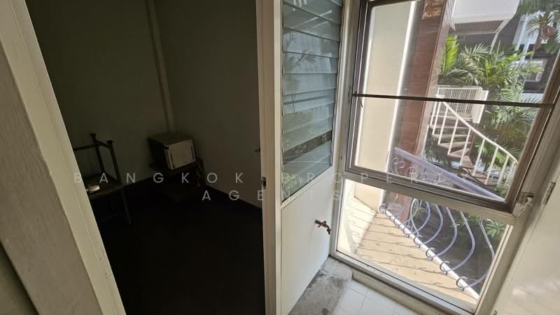 Karolyn Court, Bangkok, ซอยนายเลิศ ถนนวิทยุ แขวงลุมพินี เขตปทุมวัน กทม., Lumphini, Pathum Wan, Bangkok, 2 Bedrooms, 165 sqm, Condo For Rent, by BANGKOK PROPERTY AGENTS, 500261992 - DDproperty.com
