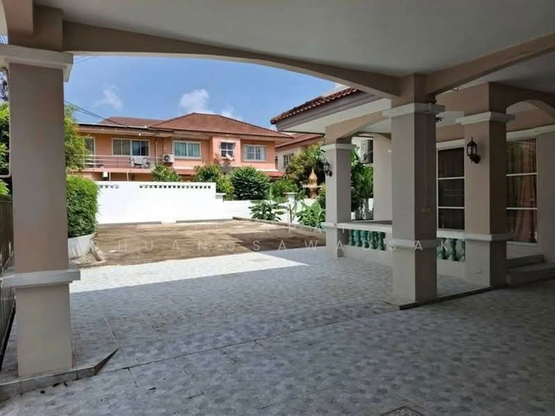 undefined, Chon Buri (Pattaya), Surasak, Si Racha, Chon Buri (Pattaya), 3 Bedrooms, 4 sqm, Single Detached House For Rent, by Jirapat Chuangsawadsak, 500261995 - DDproperty.com