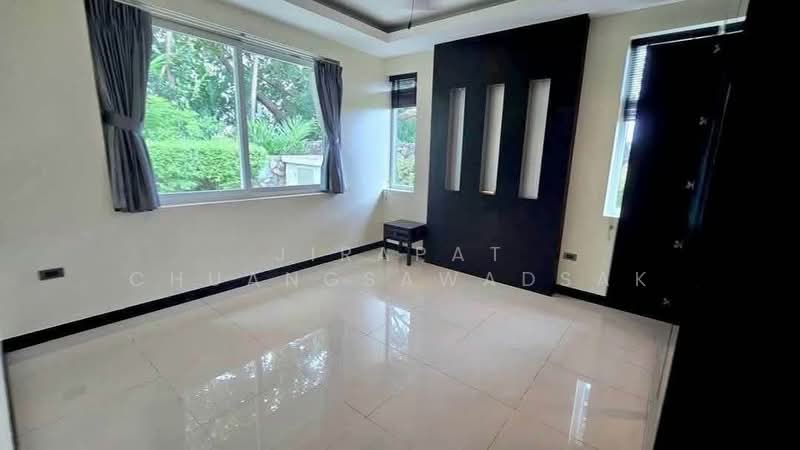 4-BR House, Chon Buri (Pattaya), Poong, Bang Lamung (Pattaya), Chon Buri (Pattaya), 4 Bedrooms, 368 sqm, Single Detached House For Rent, by Jirapat Chuangsawadsak, 500261998 - DDproperty.com