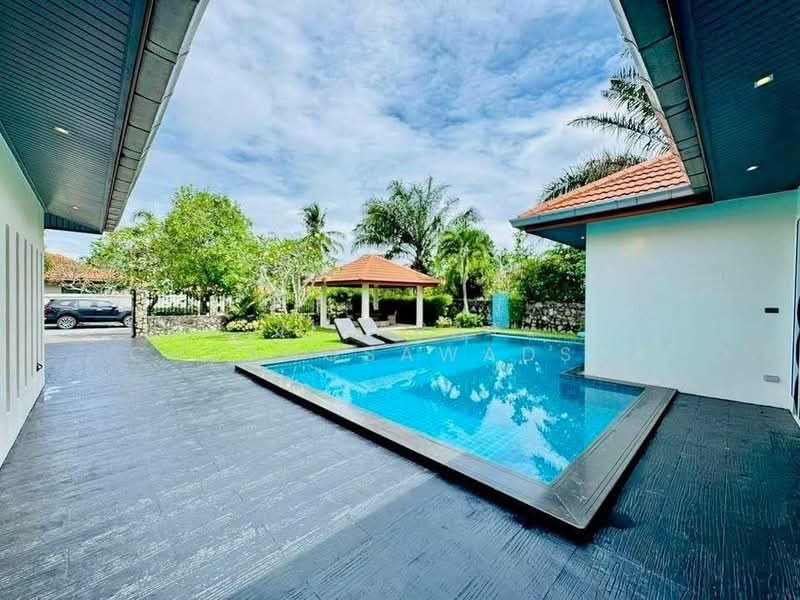 4-BR House, Chon Buri (Pattaya), Poong, Bang Lamung (Pattaya), Chon Buri (Pattaya), 4 Bedrooms, 368 sqm, Single Detached House For Rent, by Jirapat Chuangsawadsak, 500261998 - DDproperty.com
