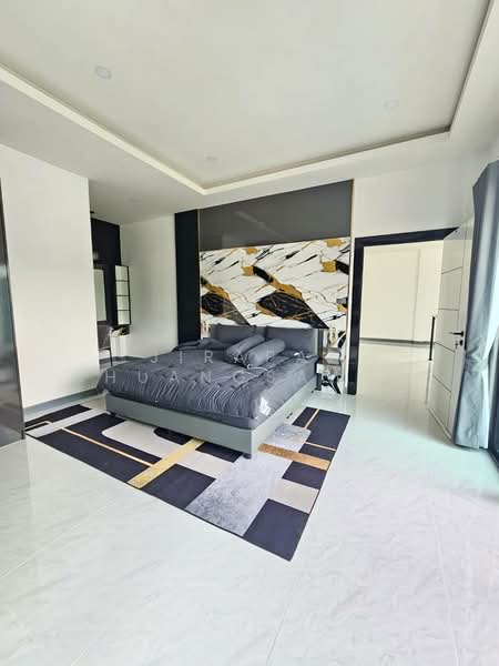 undefined, Chon Buri (Pattaya), Nong Pru, Bang Lamung (Pattaya), Chon Buri (Pattaya), 4 Bedrooms, 400 sqm, Villa For Rent, by Jirapat Chuangsawadsak, 500262013 - DDproperty.com