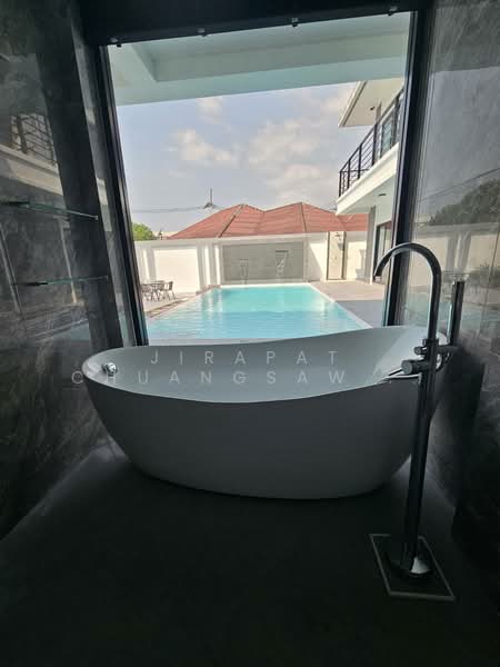 undefined, Chon Buri (Pattaya), Nong Pru, Bang Lamung (Pattaya), Chon Buri (Pattaya), 4 Bedrooms, 400 sqm, Villa For Rent, by Jirapat Chuangsawadsak, 500262013 - DDproperty.com