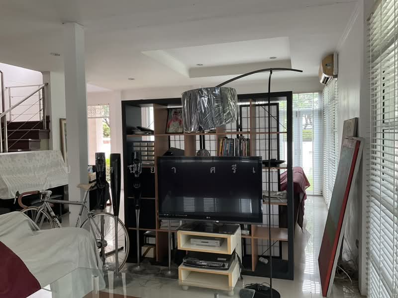 หมู่บ้านลาดพร้าว, กรุงเทพ, เลียบด่วนเอกมัยรามอินทรา, คลองจั่น, บางกะปิ, กรุงเทพ, 250 ตร.ม., บ้านเดี่ยว ขาย, โดย ปรัศนียา ศรีเจริญ, 500262038 - DDproperty.com