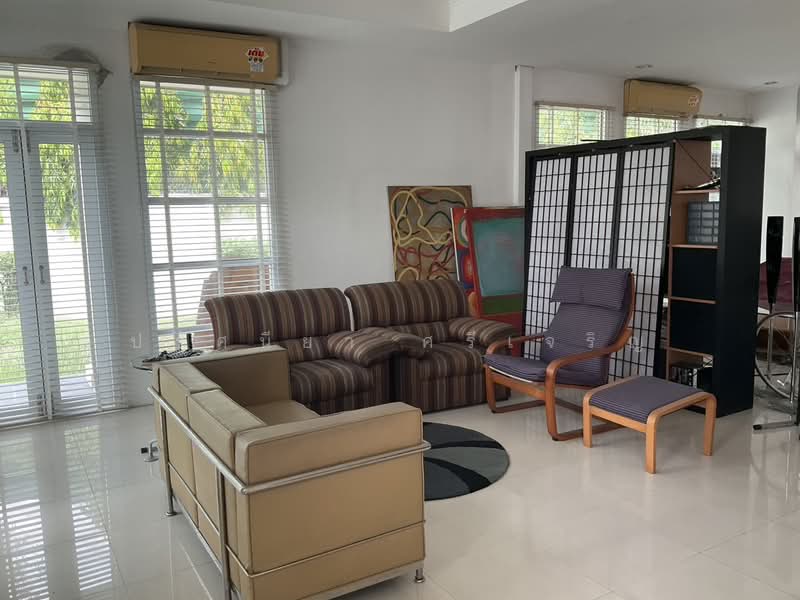 หมู่บ้านลาดพร้าว, Bangkok, เลียบด่วนเอกมัยรามอินทรา, Khlong Chan, Bang Kapi, Bangkok, 3 Bedrooms, 250 sqm, Single Detached House For Sale, by ปรัศนียา ศรีเจริญ, 500262038 - DDproperty.com