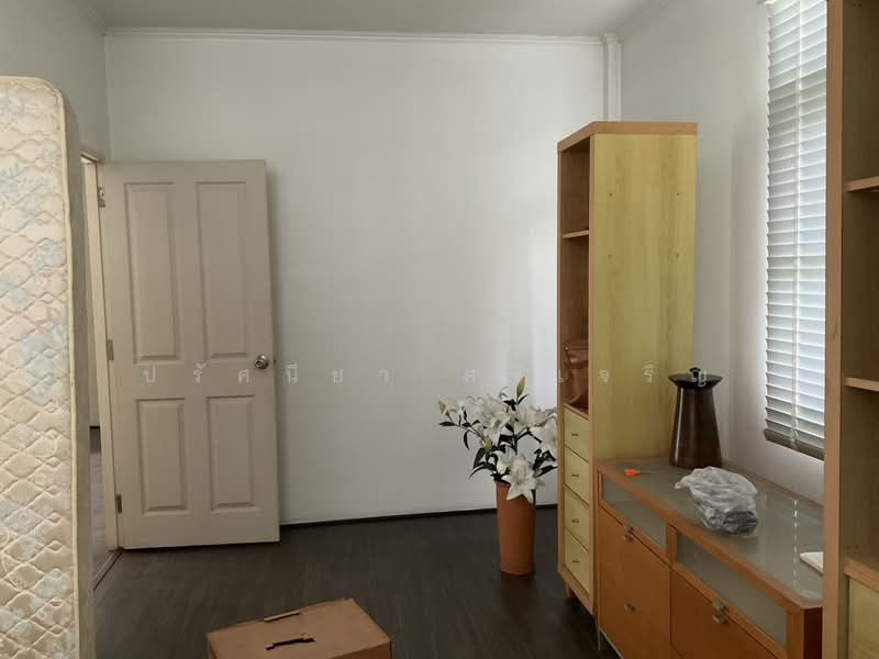 หมู่บ้านลาดพร้าว, Bangkok, เลียบด่วนเอกมัยรามอินทรา, Khlong Chan, Bang Kapi, Bangkok, 3 Bedrooms, 250 sqm, Single Detached House For Sale, by ปรัศนียา ศรีเจริญ, 500262038 - DDproperty.com