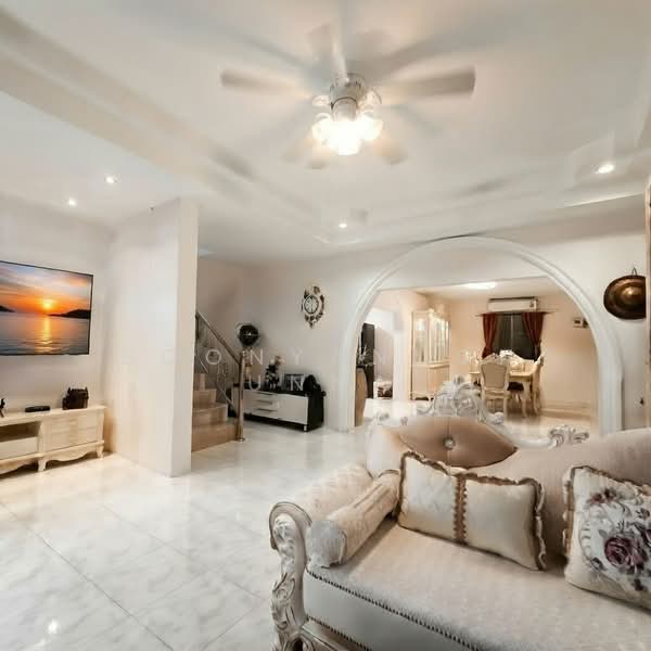 4-BR House, Chon Buri (Pattaya), Nong Pru, Bang Lamung (Pattaya), Chon Buri (Pattaya), 4 Bedrooms, 265 sqm, Single Detached House For Sale, by Boonyanuch Unna, 500262051 - DDproperty.com