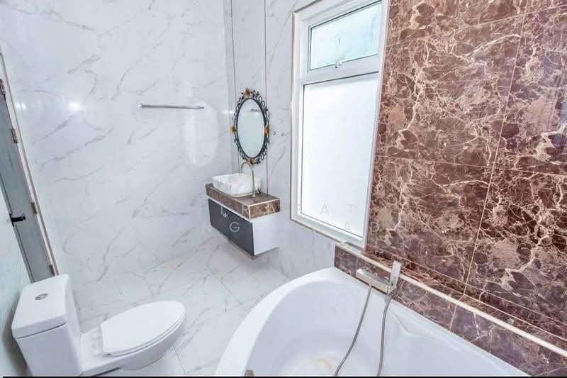 4-BR House, Chon Buri (Pattaya), Nong Pru, Bang Lamung (Pattaya), Chon Buri (Pattaya), 4 Bedrooms, 382 sqm, Single Detached House For Rent, by Jirapat Chuangsawadsak, 500262068 - DDproperty.com