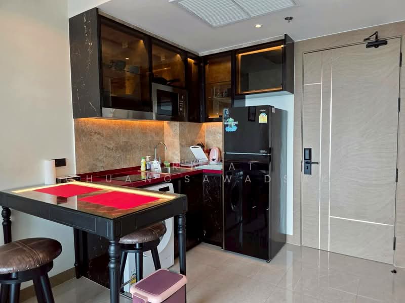 The Riviera Ocean Drive, Chon Buri (Pattaya), Jomtien Second Rd, Nong Pru, Bang Lamung (Pattaya), Chon Buri (Pattaya), 1 Bedroom, 35 sqm, Condo For Rent, by Jirapat Chuangsawadsak, 500262074 - DDproperty.com