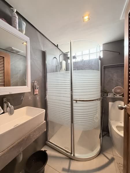 Townhouse in South Pattaya, Chon Buri (Pattaya), Bang Lamung, Bang Lamung (Pattaya), Chon Buri (Pattaya), 3 Bedrooms, 184 sqm, Townhouse For Sale, by Sakan Akkara-aektalin, 500262094 - DDproperty.com