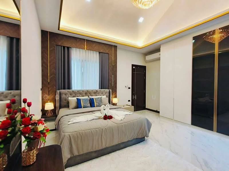 3-BR Villa, Chon Buri (Pattaya), Poong, Bang Lamung (Pattaya), Chon Buri (Pattaya), 3 Bedrooms, 263 sqm, Villa For Sale, by Boonyanuch Unna, 500262128 - DDproperty.com