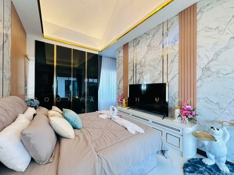 3-BR Villa, Chon Buri (Pattaya), Poong, Bang Lamung (Pattaya), Chon Buri (Pattaya), 3 Bedrooms, 263 sqm, Villa For Sale, by Boonyanuch Unna, 500262128 - DDproperty.com